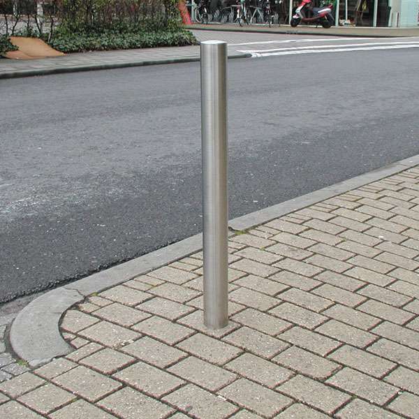 Verkeersvoorzieningen | Afzetpalen | RVS vaste afzetpaal Verkeersvoorzieningen | Afzetpalen | RVS vaste afzetpaal | image #2 |