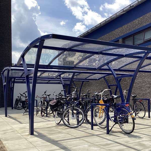 Week 28: Fietsparkeren plus e-bike opladen bij Carmel College Oldenzaal