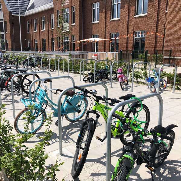 Fietsparkeren | Fietsaanleunbeugels | FalcoLean fietsaanleunbeugels | image #5 |  
