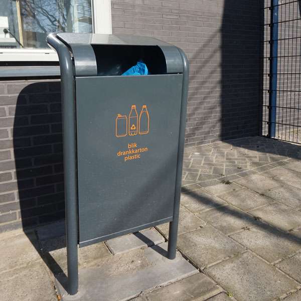 Straatmeubilair | Afvalbakken voor afvalscheiding | FalcoJona afvalbak voor afvalscheiding Straatmeubilair | Afvalbakken voor afvalscheiding | FalcoJona afvalbak voor afvalscheiding | image #6 |