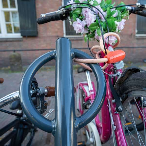 Fietsparkeren | Fietsenstandaards | Triangel-10 fietsstandaard | image #3 |  