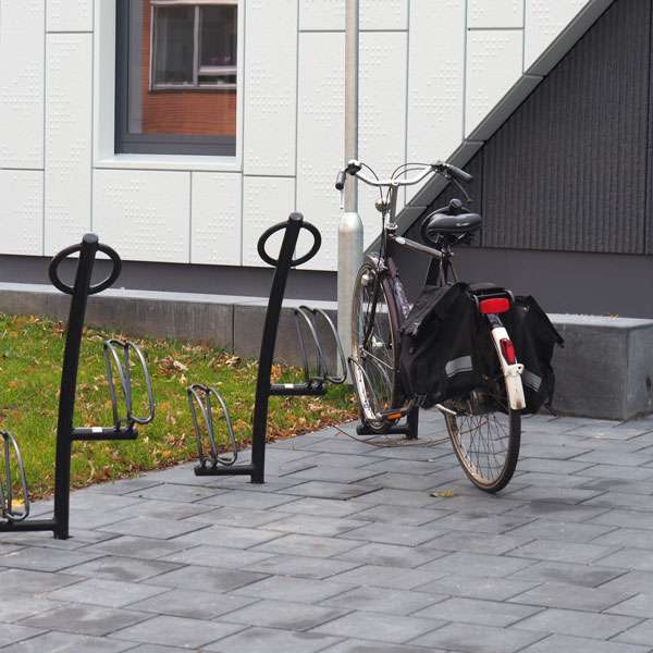 Fietsparkeren | Fietsenstandaards | Triangel-10 fietsstandaard | image #8 |  