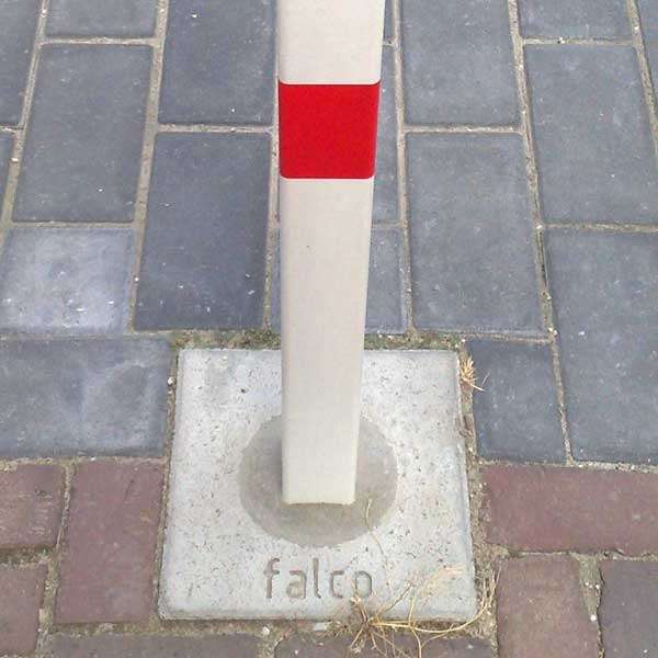 Verkeersvoorzieningen | Afzetpalen | FalcoSentry vaste afzetpaal | image #3 |  