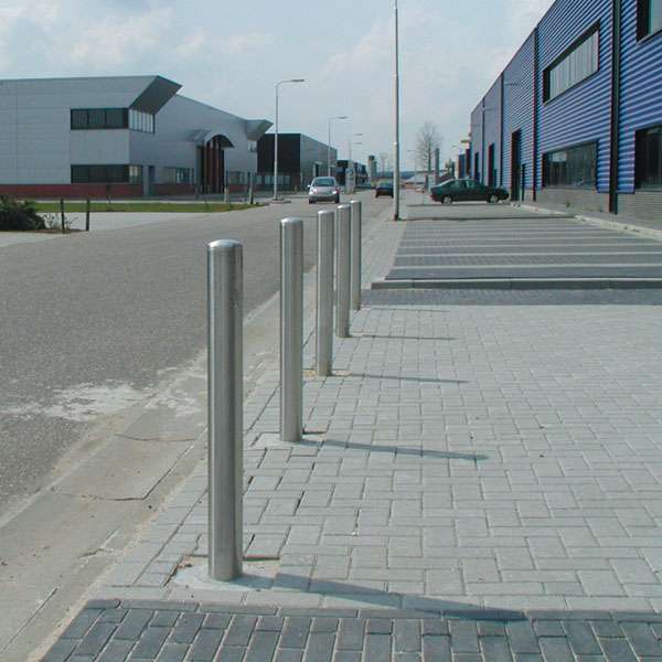 Verkeersvoorzieningen | Afzetpalen | RVS vaste afzetpaal Verkeersvoorzieningen | Afzetpalen | RVS vaste afzetpaal | image #4 |