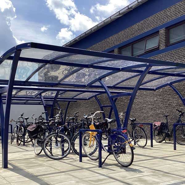 Fietsparkeren | Fietsparkeren met oplaadpunt voor e-bike | FalcoForce fietsaanleunbeugel met oplaadpunten Fietsparkeren | Fietsparkeren met oplaadpunt voor e-bike | FalcoForce fietsaanleunbeugel met oplaadpunten | image #4 |