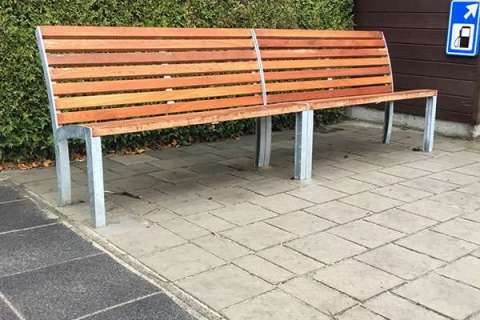 111610 buitenbank straatmeubilair schoolplein
