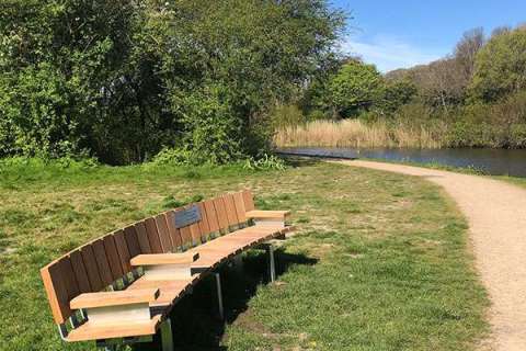 116874 straatmeubilair buitenbank zitbank babbelbank