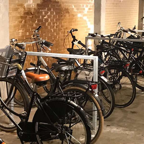 fietsparkeren fietsafscheiding fietsafzetting