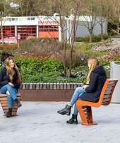 Straatpraat #4 Straatmeubilair en Corona; om over na te denken…