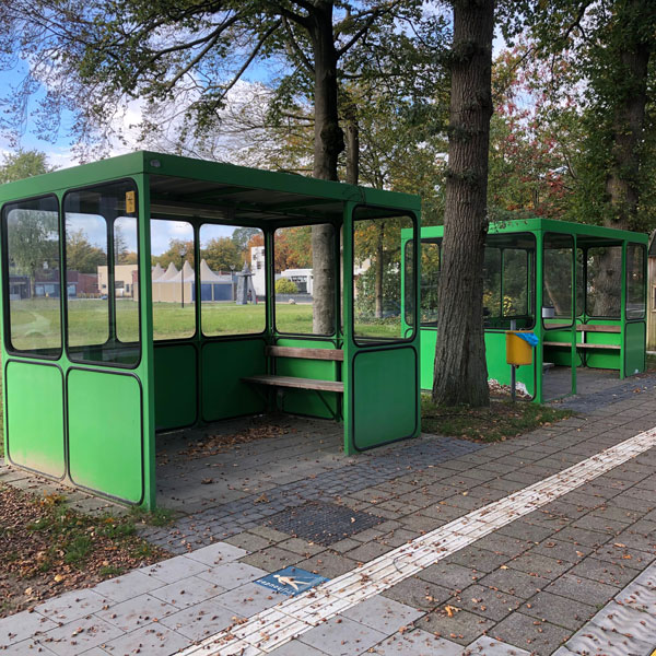 Week 5: Opknappen bushokjes St. Bartimeus