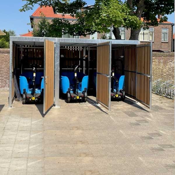 Week 29: BSO bussen netjes en diefstalveilig geparkeerd in afsluitbare berging