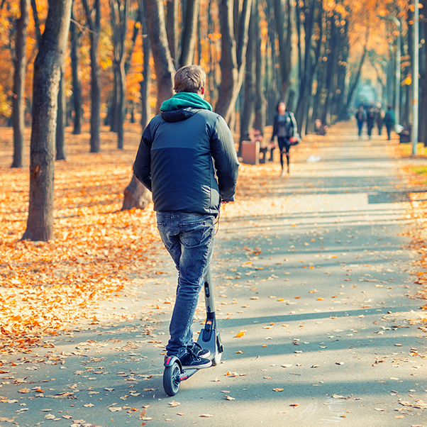 Straatpraat #1: Is Falco al klaar voor de elektrische deelstep?