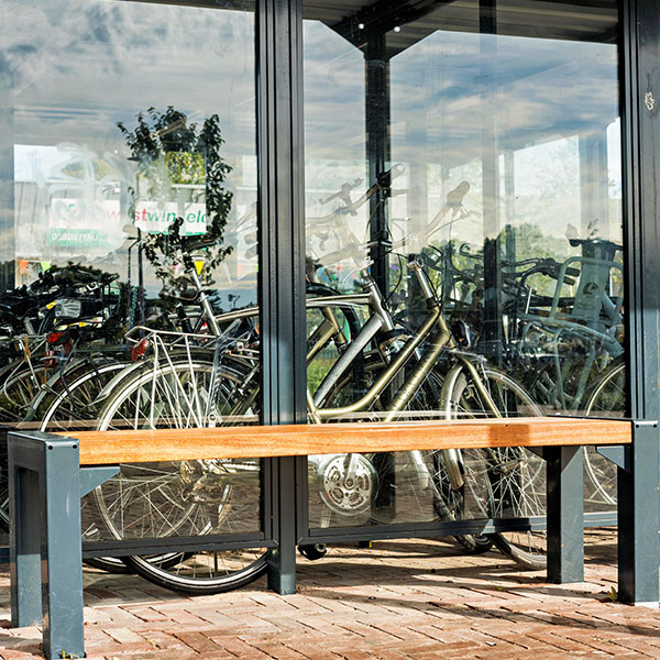120638 fietsparkeren fietsoverkapping fietsaanleunhekje fietsnietje straatmeubilair groendak wachtruimte abri