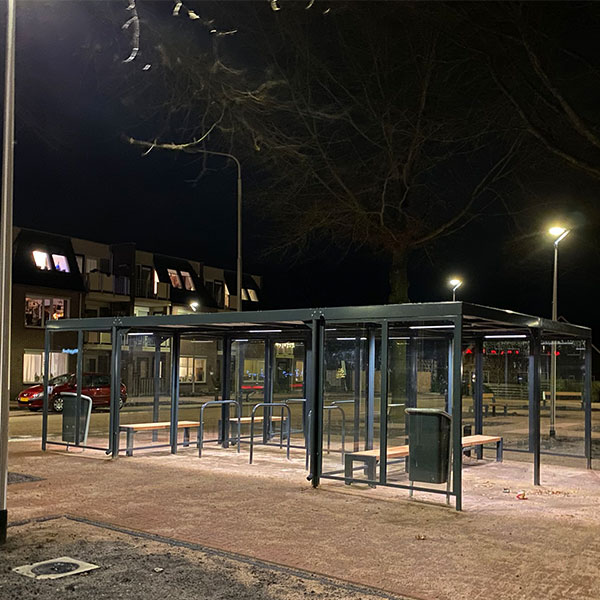 120638 fietsparkeren fietsoverkapping fietsaanleunhekje fietsnietje straatmeubilair groendak wachtruimte abri