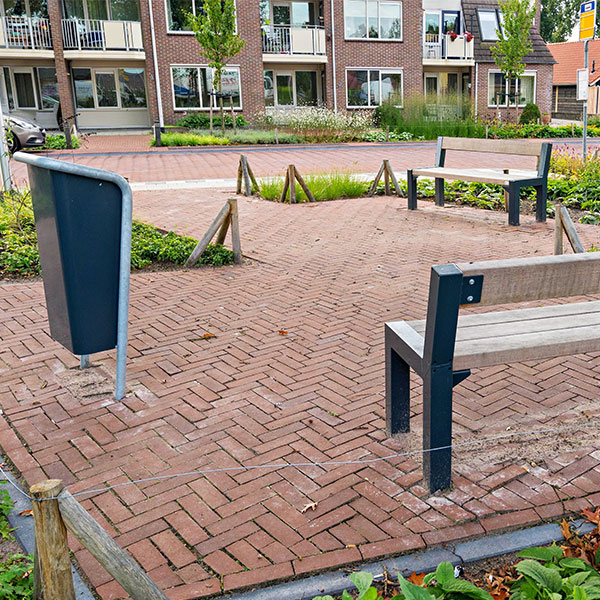 120638 fietsparkeren fietsoverkapping fietsaanleunhekje fietsnietje straatmeubilair groendak wachtruimte abri