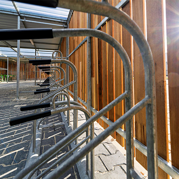 131974 fietsparkeren fietsenrekken fietsoverkappingg rokersruimte pauzeruimte