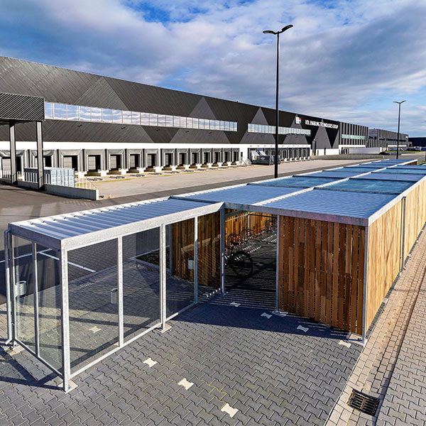 131974 fietsparkeren fietsenrekken fietsoverkappingg rokersruimte pauzeruimte