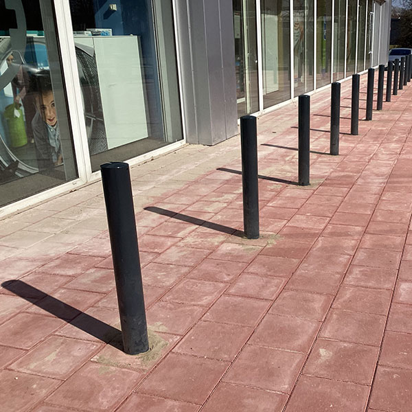 118914 straatmeubilair afvalbak verkeersvoorzieningen afzetpaal