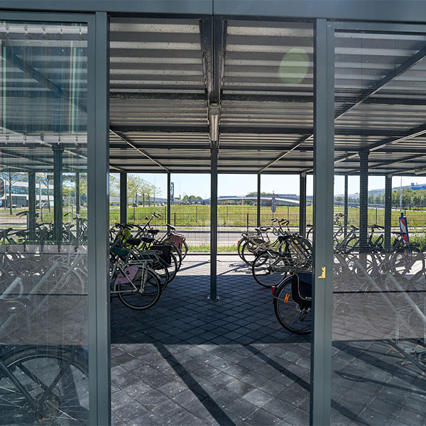 overkapping fietsparkeren fietsoverkapping schiphol