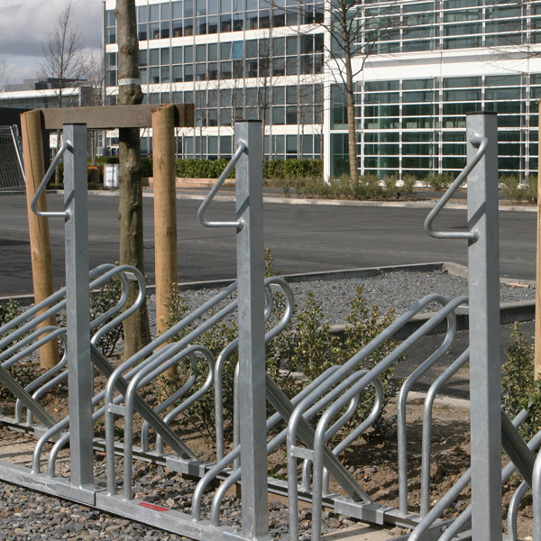 A-11 fietsenrek met aanbindpaal 00.610